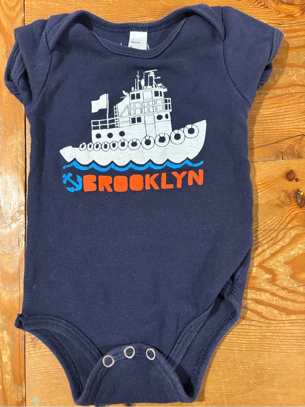 VGUC Navy BROOKLYN Baby Bodysuit sz 3-6 months